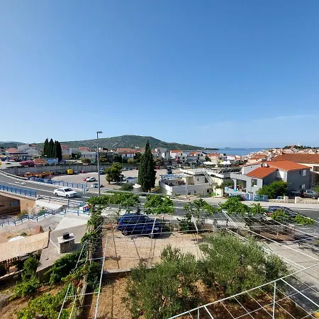 Rados Apartament *