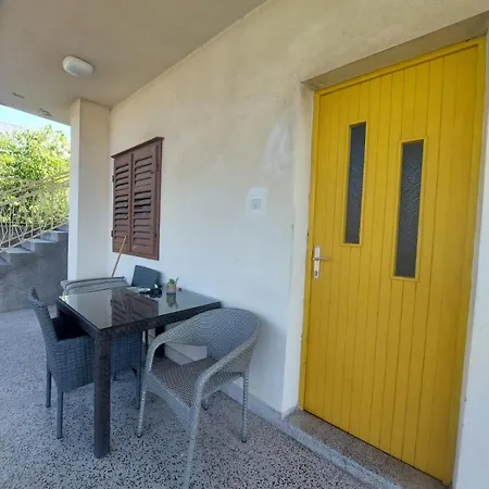 Apartament Rados *